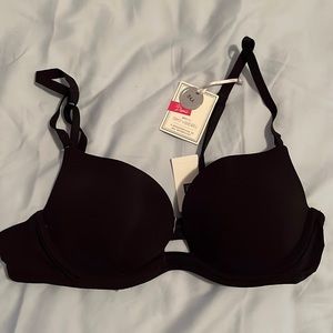 GAP Low Cut Demi Zero Visibility Bra 34A